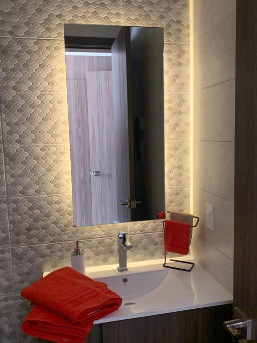 Confort Suite La Carolina Quito Exterior foto