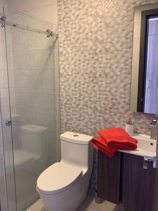 Confort Suite La Carolina Quito Exterior foto