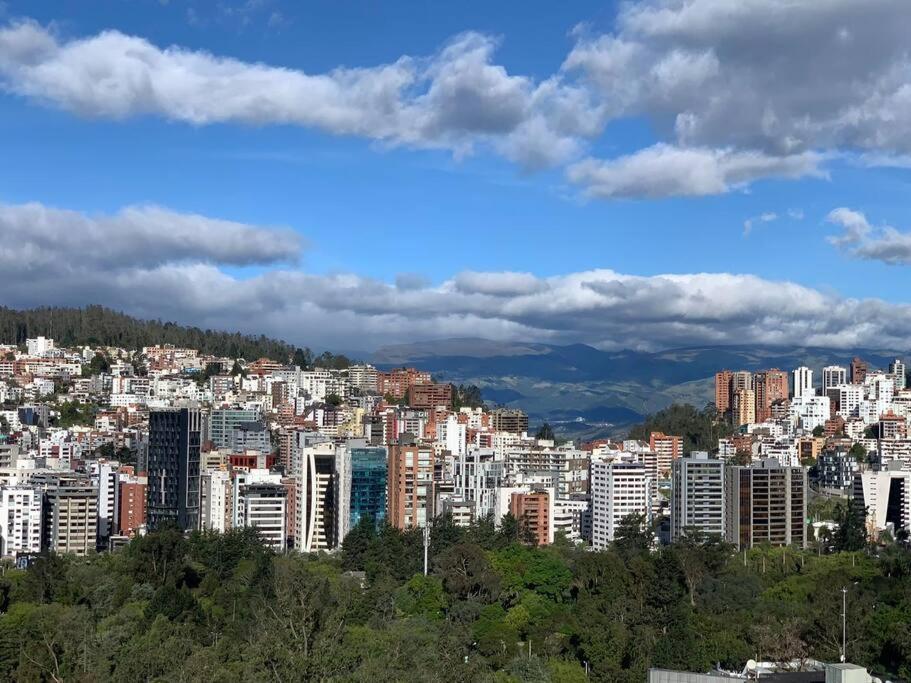 Confort Suite La Carolina Quito Exterior foto